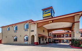 Scottish Inns & Suites Iah Airport-Beltway 8